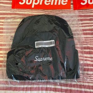 Supreme Loose Gauge Beanie